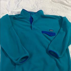Patagonia lightweight “Synchilla” fleece snap - t